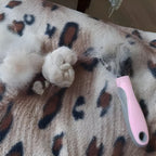 Rasqueadeira de Cuidados para Cães e Gatos com Duas Faces para Remoção de Pelos Soltos e Desembaraço